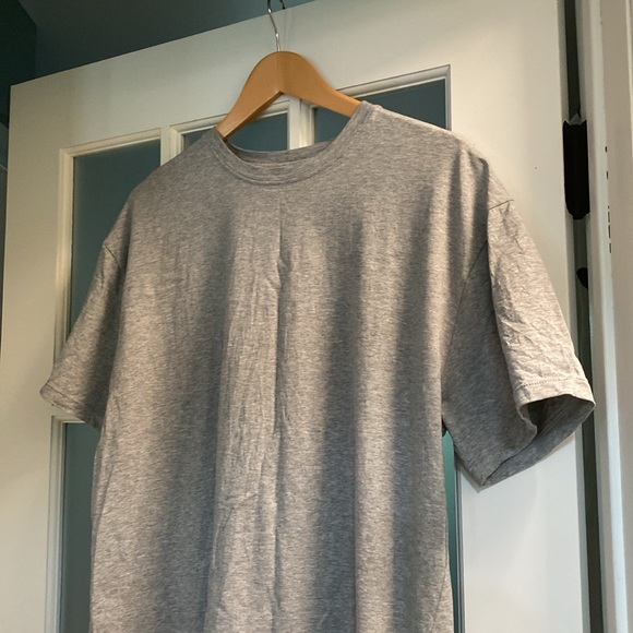 Oversized gray t-shirt - Picture 3 of 3
